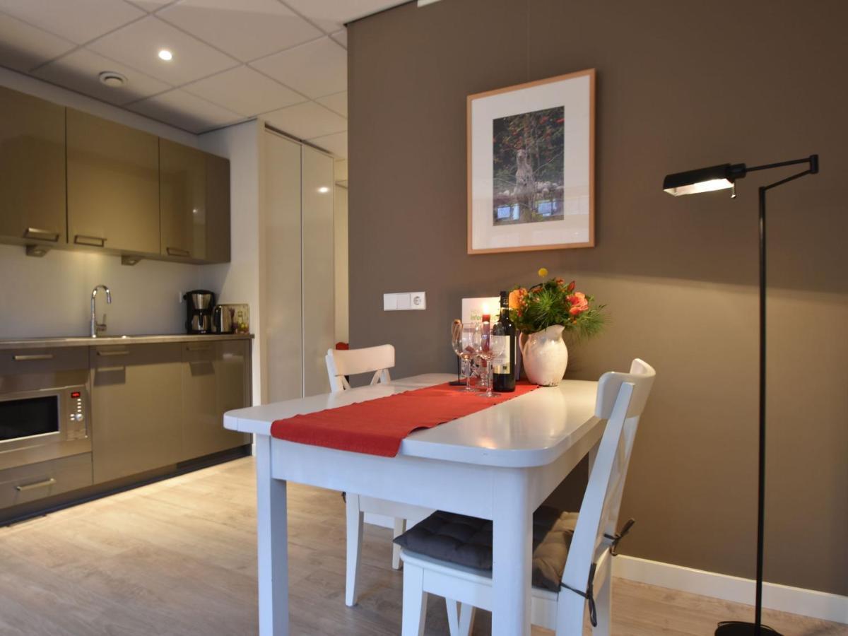 Luxurious Apartment Walking Distance From The Pleasant Centre Of Bergen Room photo